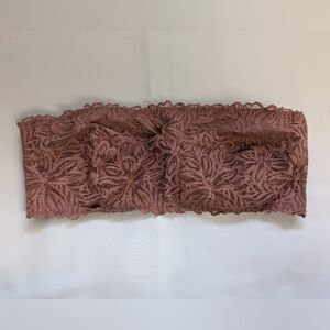 AERIE Strapless Bra Old pink Color Size 36C With Wire Lacework